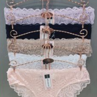TANGA DE ENCAJE